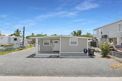 27 Riviera Dr-Big Coppitt 33040