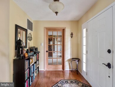 5054 Spring Branch Blvd, Dumfries, VA 22025 - photo 7