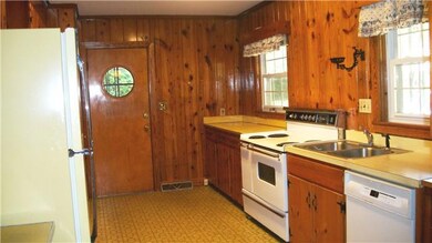 1804 Sycamore Cir, Manchester, TN 37355 - photo 3