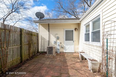 2365 Buttercup Ct, Aurora, IL 60506 - photo 4