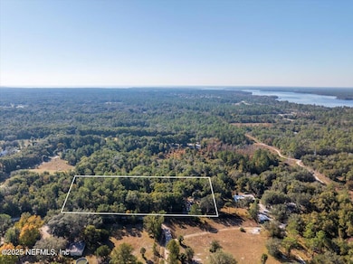 131 Rainbow Rd, Crescent City, FL 32112 - photo 2