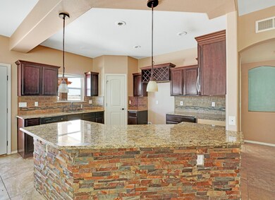 657 Huddersfield St, El Paso, TX 79928 - photo 4