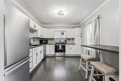 290 Highland Dr NW, Cedar Rapids, IA 52405 - photo 6