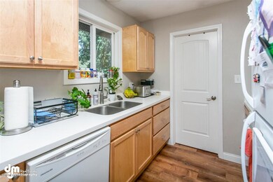 20-Unit A Kitchen_1100