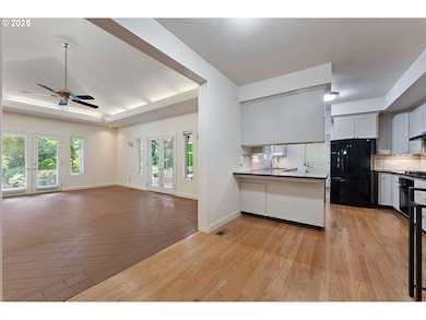 16532 SE Main St, Portland, OR 97233 - photo 7