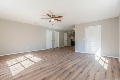 1369 Poppy Ln, New Braunfels, TX 78130 - photo 4