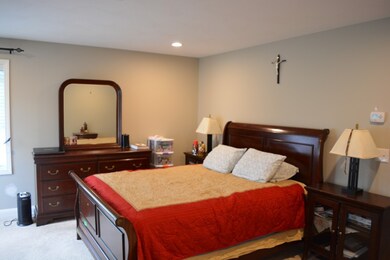 192 Pilgrim Rd unit 2, Haverhill, MA 01832 - photo 6