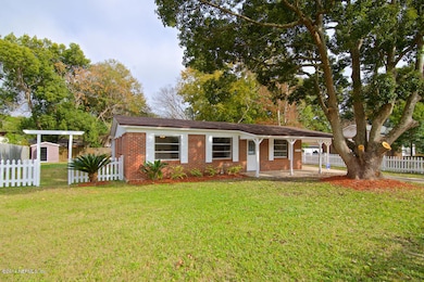 5911 Wending Dr, Jacksonville, FL 32244 - photo 3