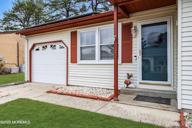 22 Hummingbird Ln unit 73, Whiting, NJ 08759 - photo 4