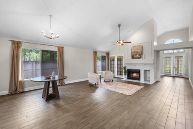 8519 Sparkling Springs Dr, Houston, TX 77095 - photo 4