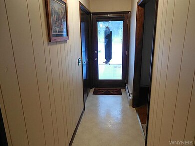 Foyer Front entryway
