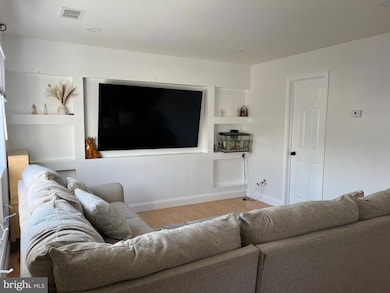 2316 Columbia Place, Hyattsville, MD 20785 - photo 5