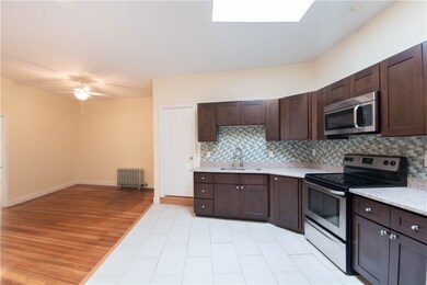 440 Main St unit 3, Warren, RI 02885 - photo 4