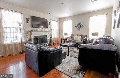 22932 Snow Leopard Dr, California, MD 20619 - photo 4