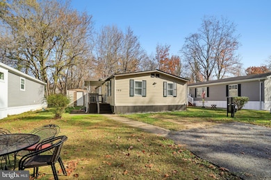 190 Boones Dr, Lothian, MD 20711 - photo 5