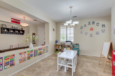 2145 E Oakland St, Chandler, AZ 85225 - photo 6