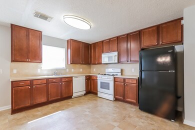 29311 Hickory Terrace Dr, Spring, TX 77386 - photo 6