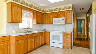 1215 Balmoral Ave, Westchester, IL 60154 - photo 6