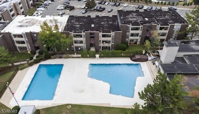 1 River Rd unit L, Nutley, NJ 07110 - photo 4