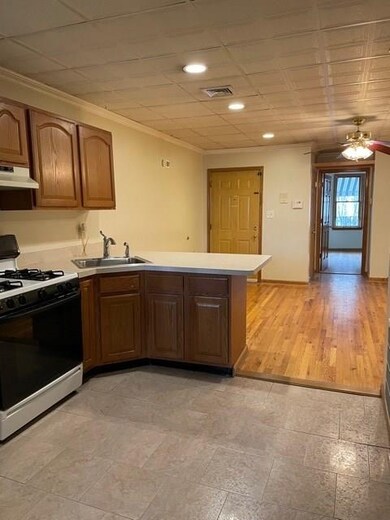 401 2nd St unit 2, Jersey City, NJ 07302 - photo 2