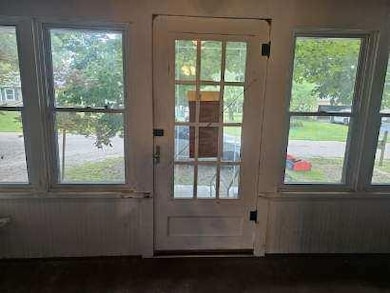 320 State St, Edison, OH 43320 - photo 2