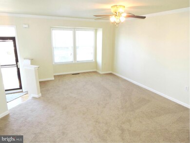 39 Litchfield Ln W, Martinsburg, WV 25405 - photo 4