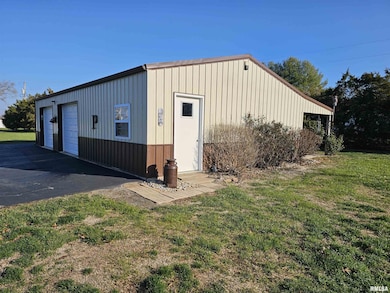 10586 N Spring Garden Ln, Mount Vernon, IL 62864 - photo 5