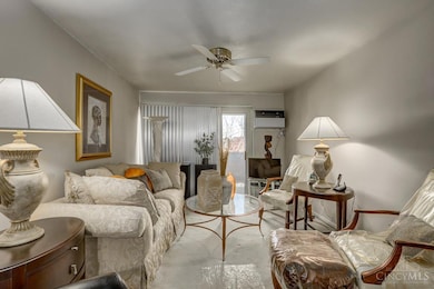 4904 Chalet Dr, Cincinnati, OH 45217 - photo 7