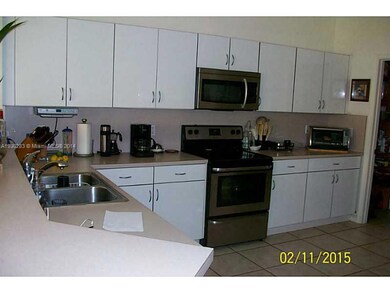 unlisted-address, Davie, FL 33330 - photo 7
