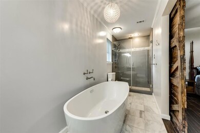 8721 Irongate Dr, North Richland Hills, TX 76182 - photo 2