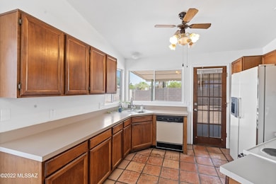 2590 W Dolbrook Way, Tucson, AZ 85741 - photo 5