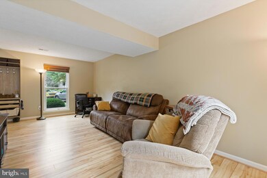 6847 Littlewood Ct, Sykesville, MD 21784 - photo 5