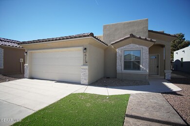 613 Cedarwood Ave, El Paso, TX 79928 - photo 2