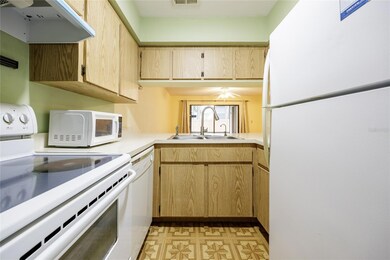 2635 SW 35th Place unit 1001, Gainesville, FL 32608 - photo 6