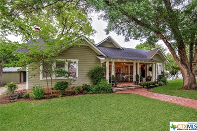 970 E Humphreys St, Seguin, TX 78155 - photo 2