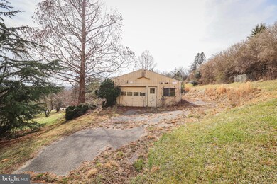 3923 Ridgewood Rd, York, PA 17406 - photo 6