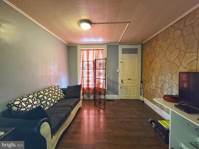 321 S 17th St, Reading, PA 19602 - photo 3