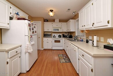 334 Johnson Ln, Winterville, NC 28590 - photo 2