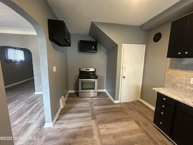 835 Toronto Ave, Toledo, OH 43609 - photo 5