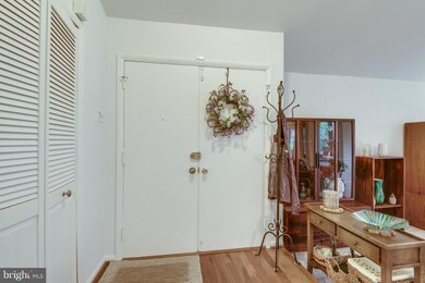 324 Avondale Dr, Sterling, VA 20164 - photo 3