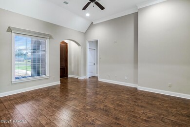 201 Brooks Passage Way-5