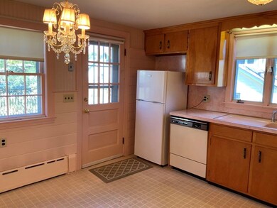 15 Cypress St, Marblehead, MA 01945 - photo 4