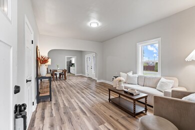 8102 E Valleyway Ave, Spokane Valley, WA 99212 - photo 3