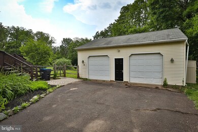 2740 Lenhart Rd, Colmar, PA 18915 - photo 2