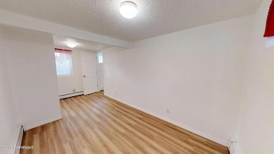 4211 Garfield St unit B, Anchorage, AK 99503 - photo 4