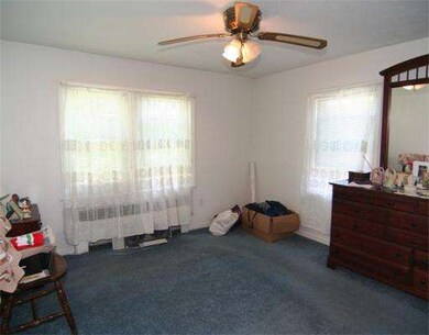 8 Melvin St, Wakefield, MA 01880 - photo 5