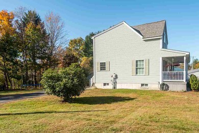 63 1/2 Elm St, Newmarket, NH 03857 - photo 6
