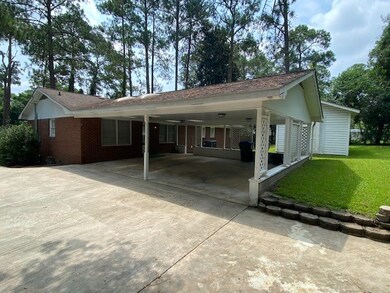 215 Wheeler Ave N, Douglas, GA 31533 - photo 2