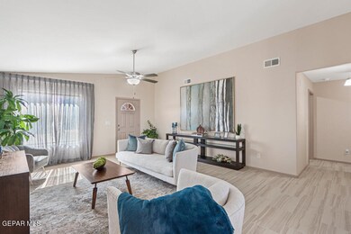 389 Plateau Dr, Socorro, TX 79927 - photo 4