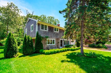37 Oak Tree Ln, Vineyard Haven, MA 02568 - photo 4